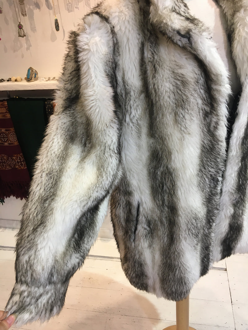 Selling vintage furs sale