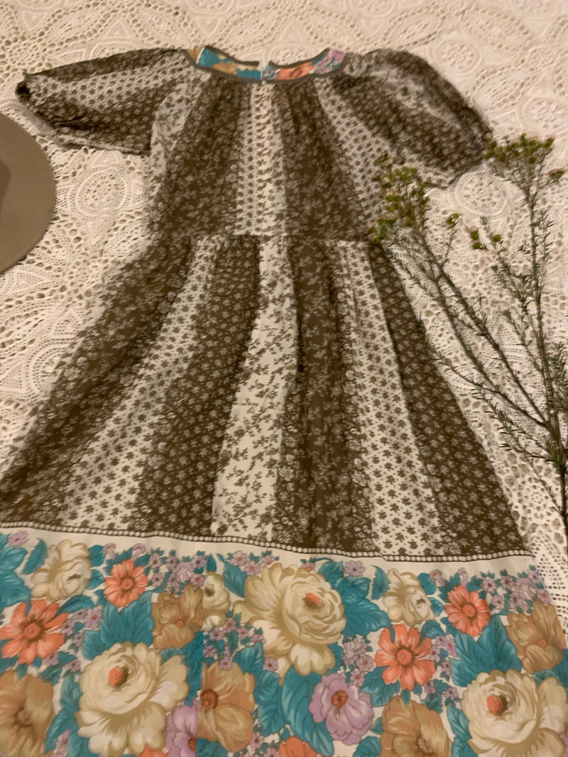 SALE Vintage 70s Boho Dress - Juniper & White Floral Colour Block - XS/S