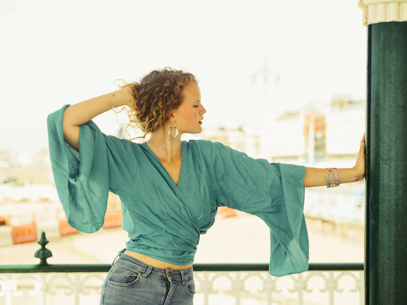 25% OFF Khroma Gemini Bell Sleeve Top in Teal Blue/Green - Free Size