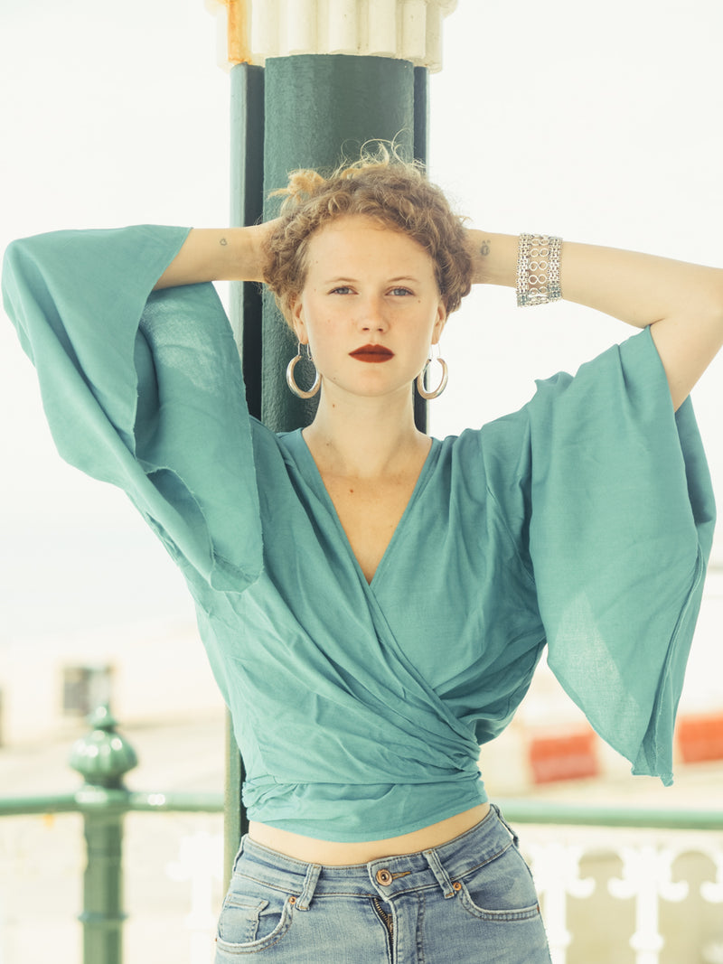 25% OFF Khroma Gemini Bell Sleeve Top in Teal Blue/Green - Free Size